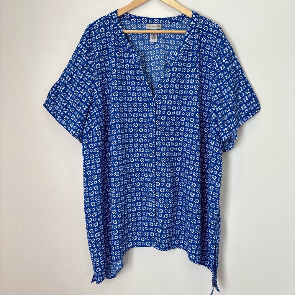 Catherines Classic Floral Asymmetrical Hem Blouse Top Size 3X Beach Coastal C152